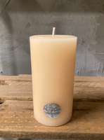 Classic Pillar Candle Natural Beeswax (Natural)